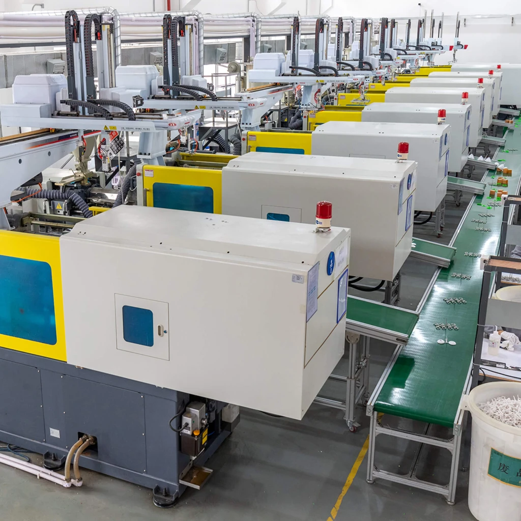 Garmin Injection Molding Machine